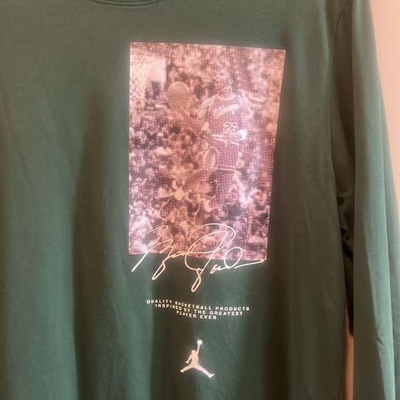 Rare Jordan Long Sleeve T-shirt with MJ’s Dunking Photo, Signature & Message - Picture 4 of 8